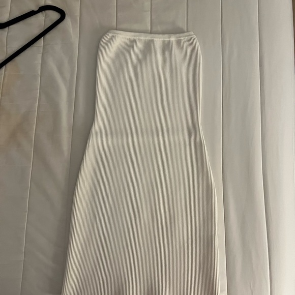 Babaton strapless essamba dress - Picture 7 of 11